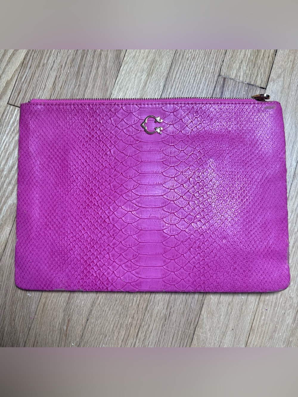 C. Wonder Fuchsia Hot Pink Snake Embossed python Zip Pouch Clutch
